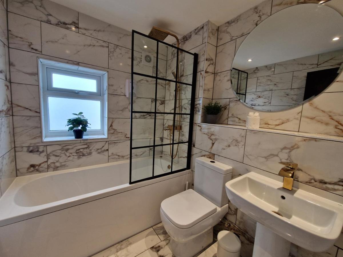 3 Bedroom Stylish Home Merthyr Merthyr Tydfil Eksteriør bilde