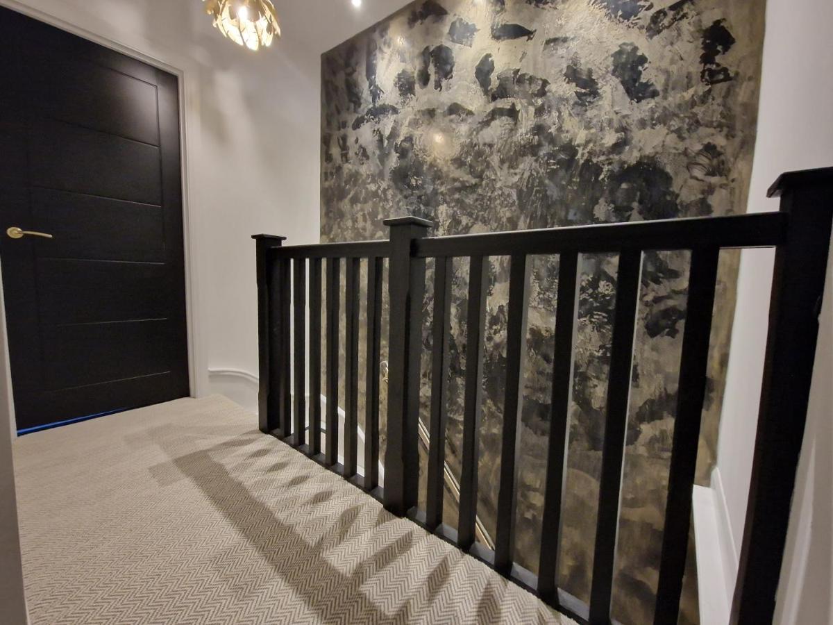 3 Bedroom Stylish Home Merthyr Merthyr Tydfil Eksteriør bilde